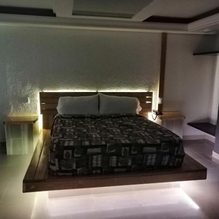 Motel Oasis Mexico Tlalnepantla  Екстер'єр фото