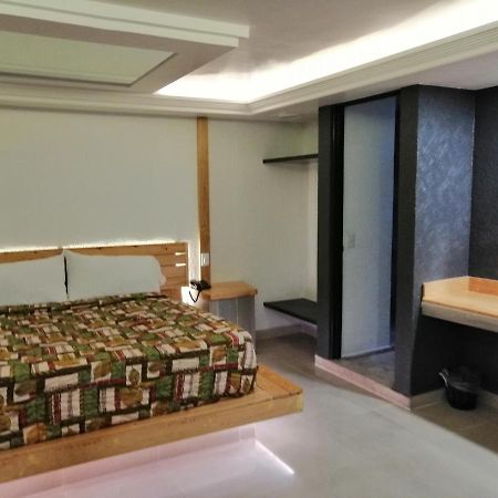 Motel Oasis Mexico Tlalnepantla  Екстер'єр фото