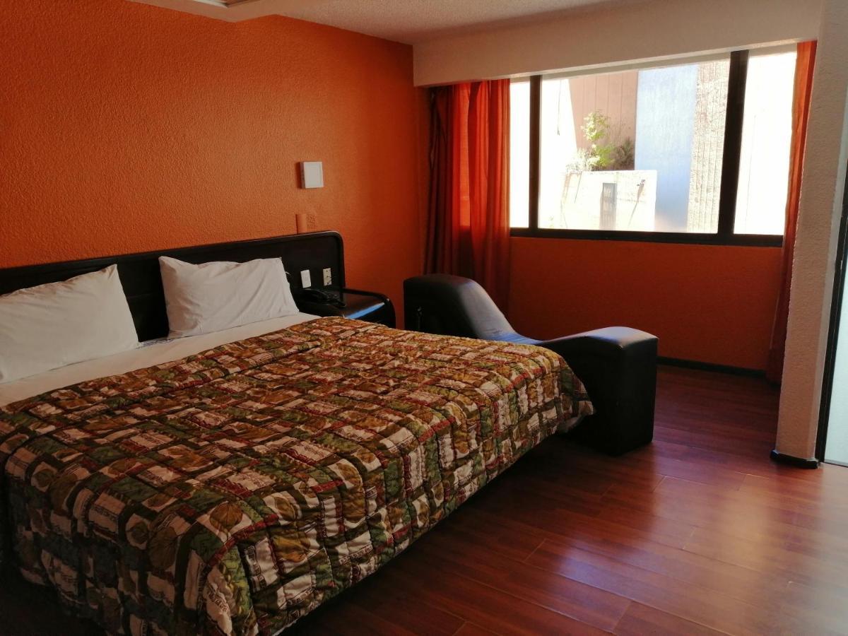 Motel Oasis Mexico Tlalnepantla  Екстер'єр фото