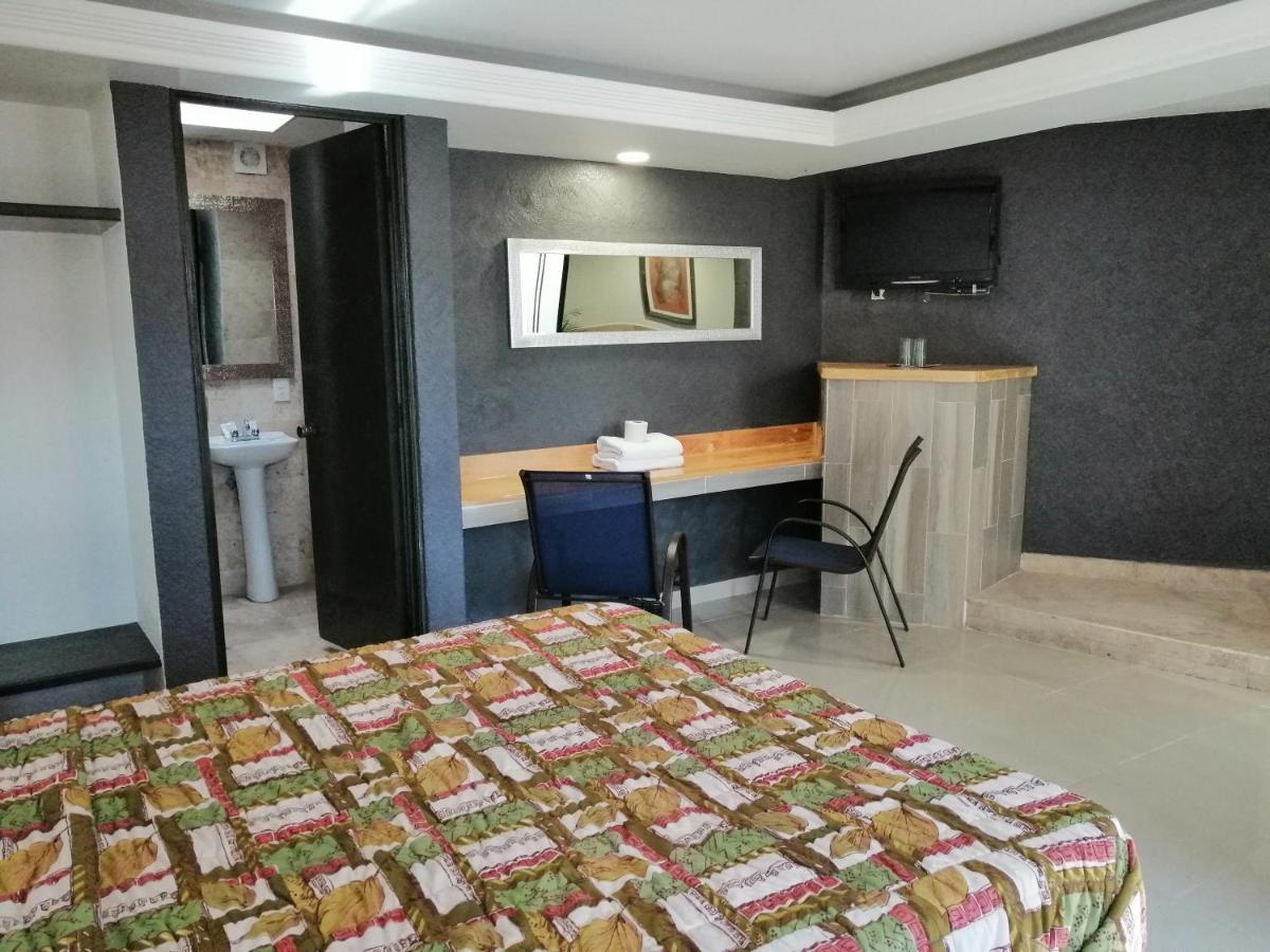 Motel Oasis Mexico Tlalnepantla  Екстер'єр фото